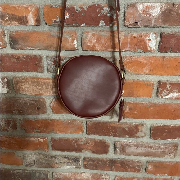 Portland Leather small circle bag - Picture 3 of 6